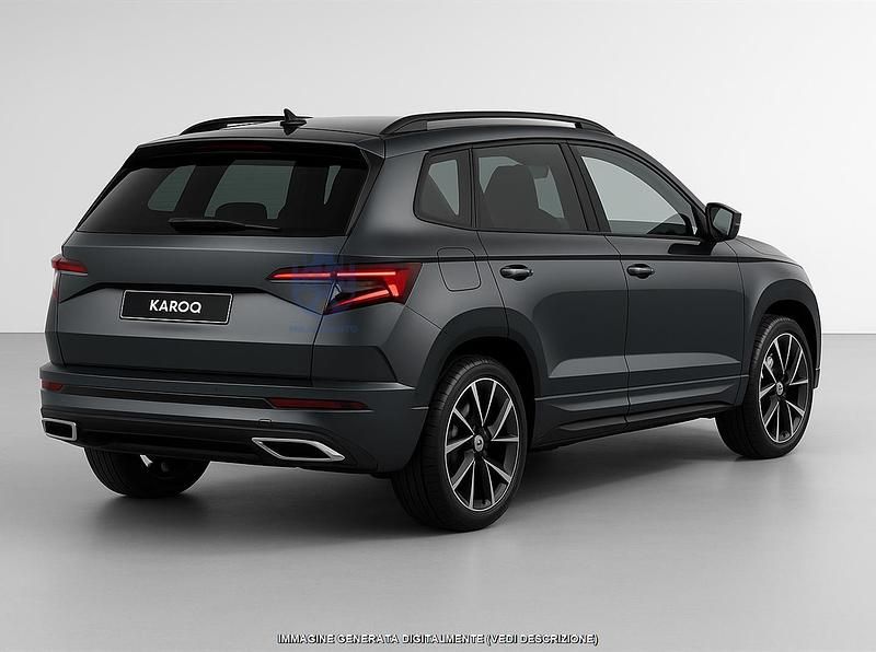 Usata Skoda Karoq SportLine 150 CV (110 kW) 2024 Grigio SUV