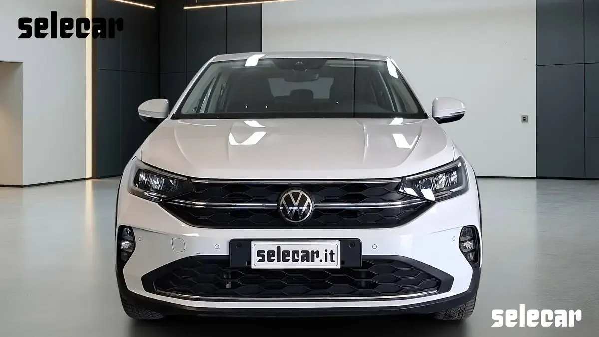 Usata VW Taigo Life 110 CV (80 kW) 2022 0q bianco puro SUV