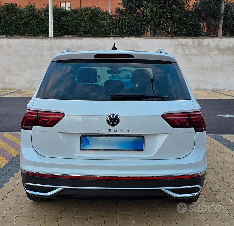 Usata VW Tiguan Elegance 150 CV (110 kW) 2021 Bianco SUV
