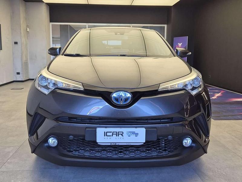 Usata Toyota C-HR Style 98 CV (72 kW) 2017 Grigio scuro met. SUV