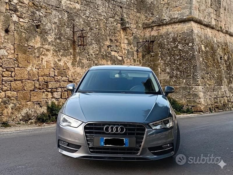 Usata Audi A3 S-Line 110 CV (80 kW) 2015 Grigio Berlina