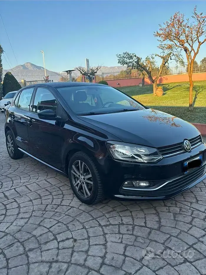 Usata VW Polo 85 CV (62 kW) 2017 Nero Utilitaria