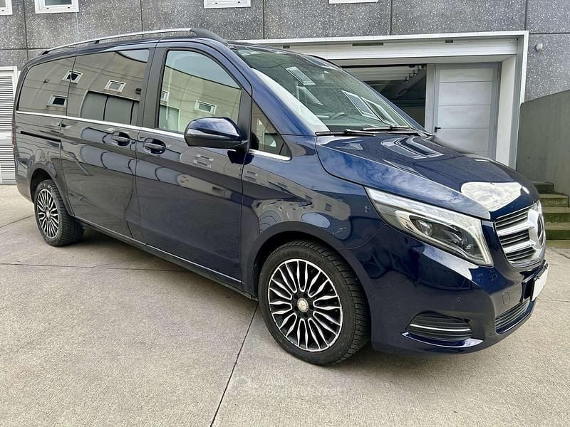 Usata Mercedes V250 Premium 190 CV (139 kW) 2016 Blu Monovolume