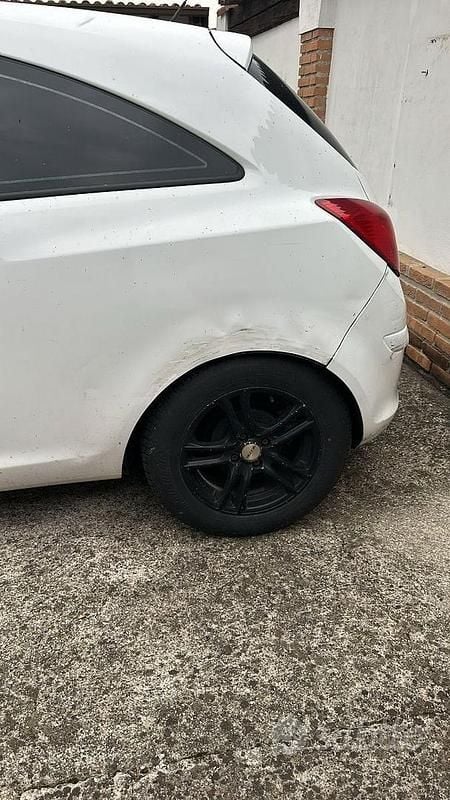 Usata Opel Corsa 85 CV (62 kW) 2011 Bianco Utilitaria
