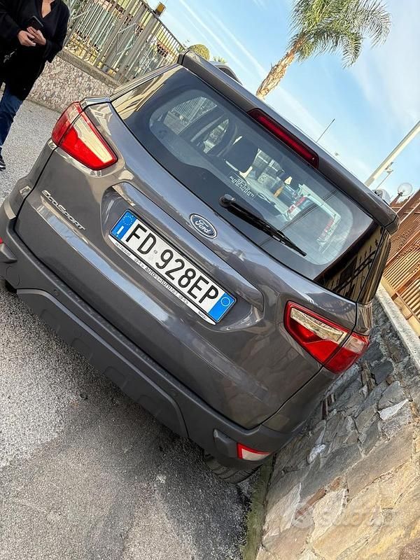 Usata Ford Ecosport Titanium 95 CV (69 kW) 2016 Grigio SUV