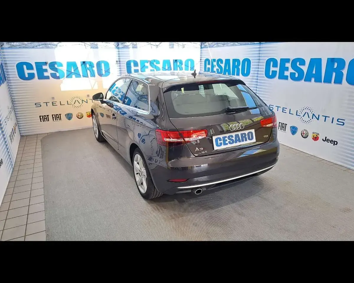 Usata Audi A3 110 CV (80 kW) 2017 Nero Berlina