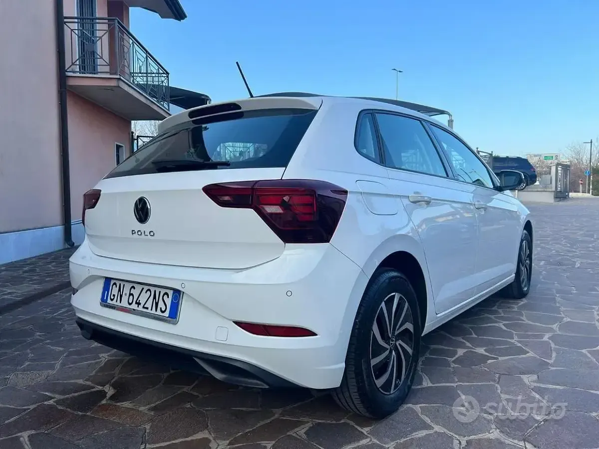 Usata VW Polo Style 95 CV (69 kW) 2023 Bianco Utilitaria