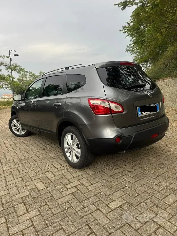 Usata Nissan Qashqai +2 110 CV (80 kW) 2014 Grigio SUV
