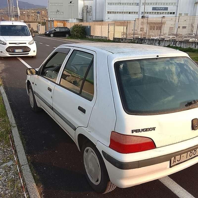 Usata Peugeot 106 50 CV (36 kW) 1996 Utilitaria