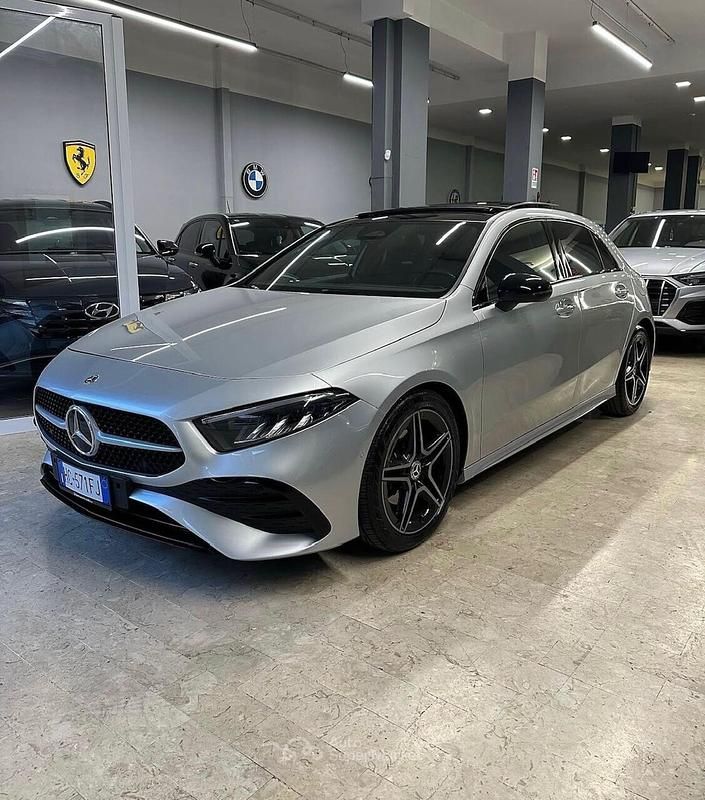 Usata Mercedes A200 Advanced Plus 116 CV (85 kW) 2023 Grigio Berlina