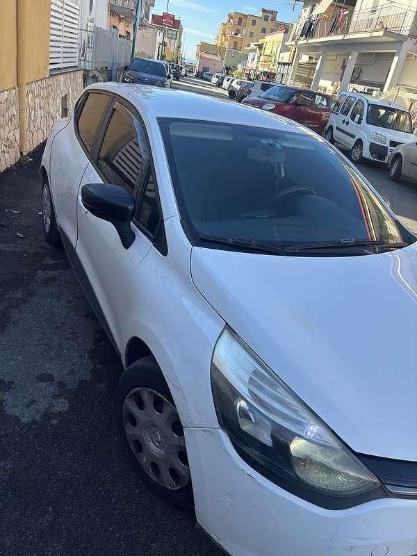 Usata Renault Clio IV 75 CV (55 kW) 2014 Berlina