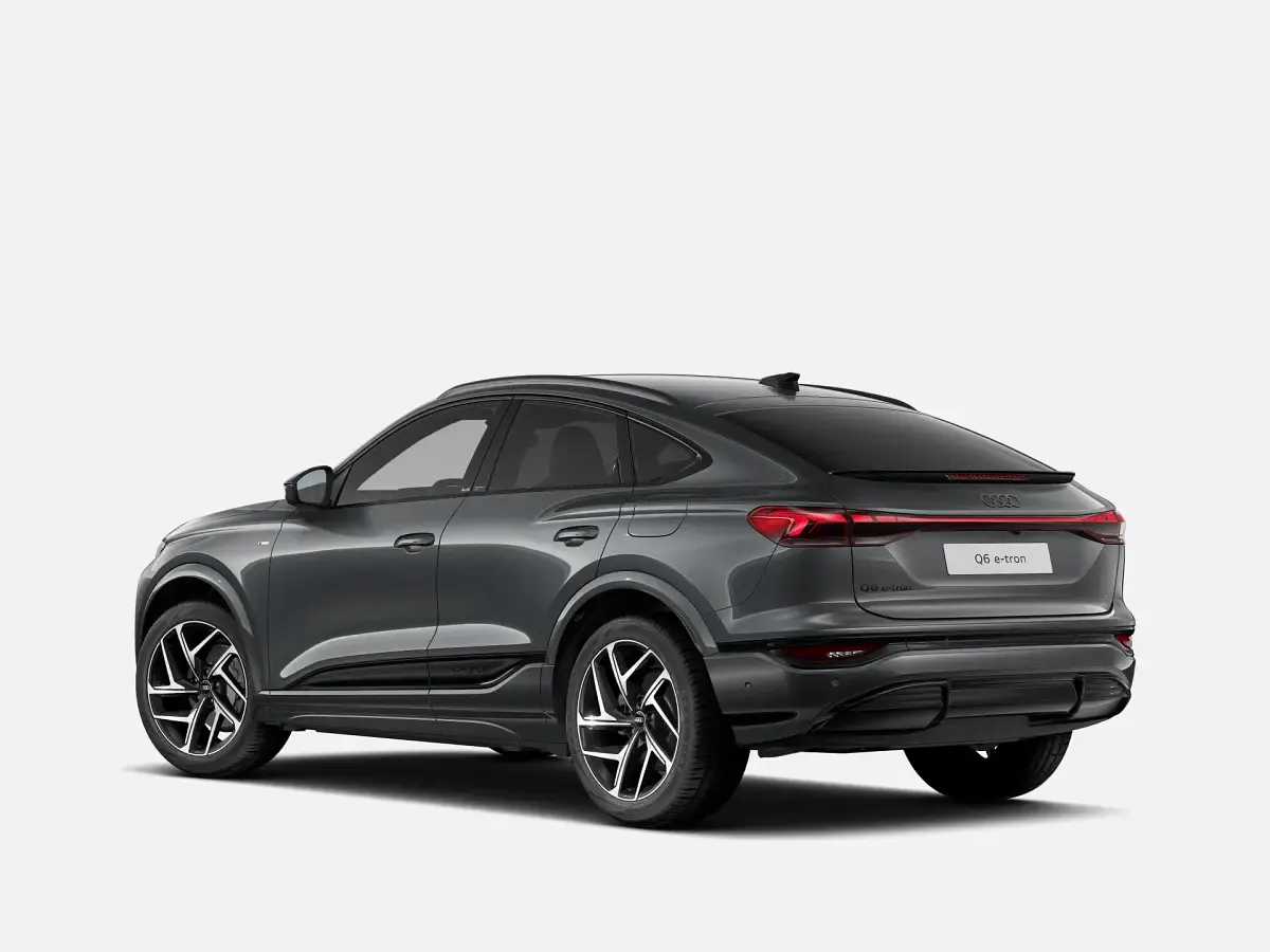 Nuova Audi Q6 Sportback e-tron S-Line 119 kW (163 CV) 2026 Grigio daytona perla SUV