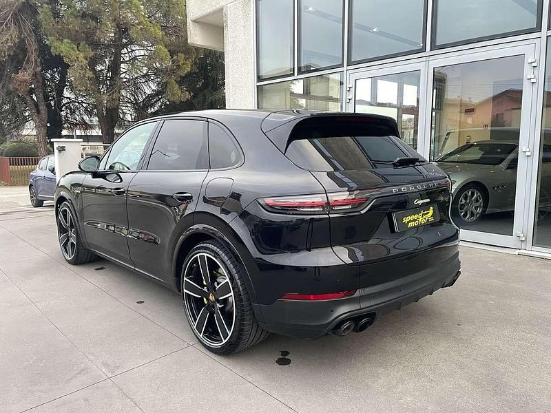 Usata Porsche Cayenne 340 CV (250 kW) 2019 Nero SUV