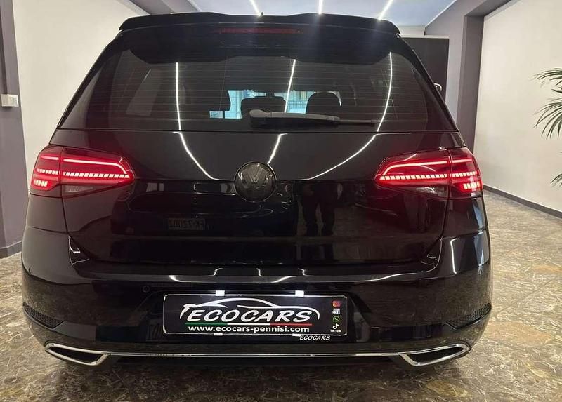 Usata VW Golf VII Highline 116 CV (85 kW) 2018 Berlina