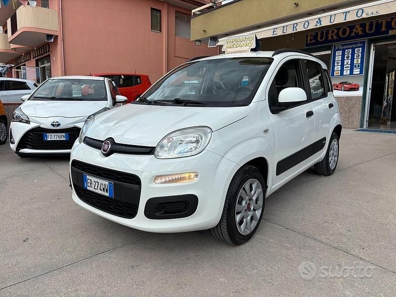 Bianco Usata 2013 Fiat Panda Due volumi | 4499 € (Super prezzo) - Immagine 1/4