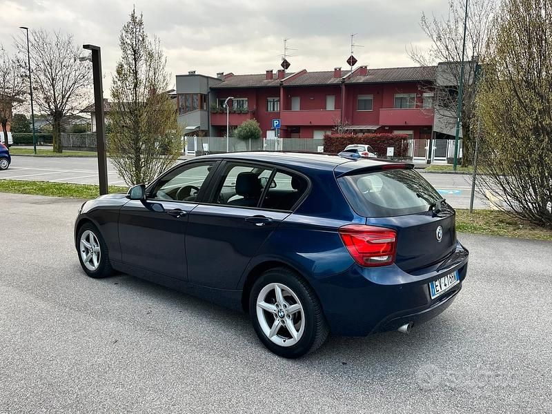Usata BMW 116 Sport Line 116 CV (85 kW) 2014 Blu Utilitaria