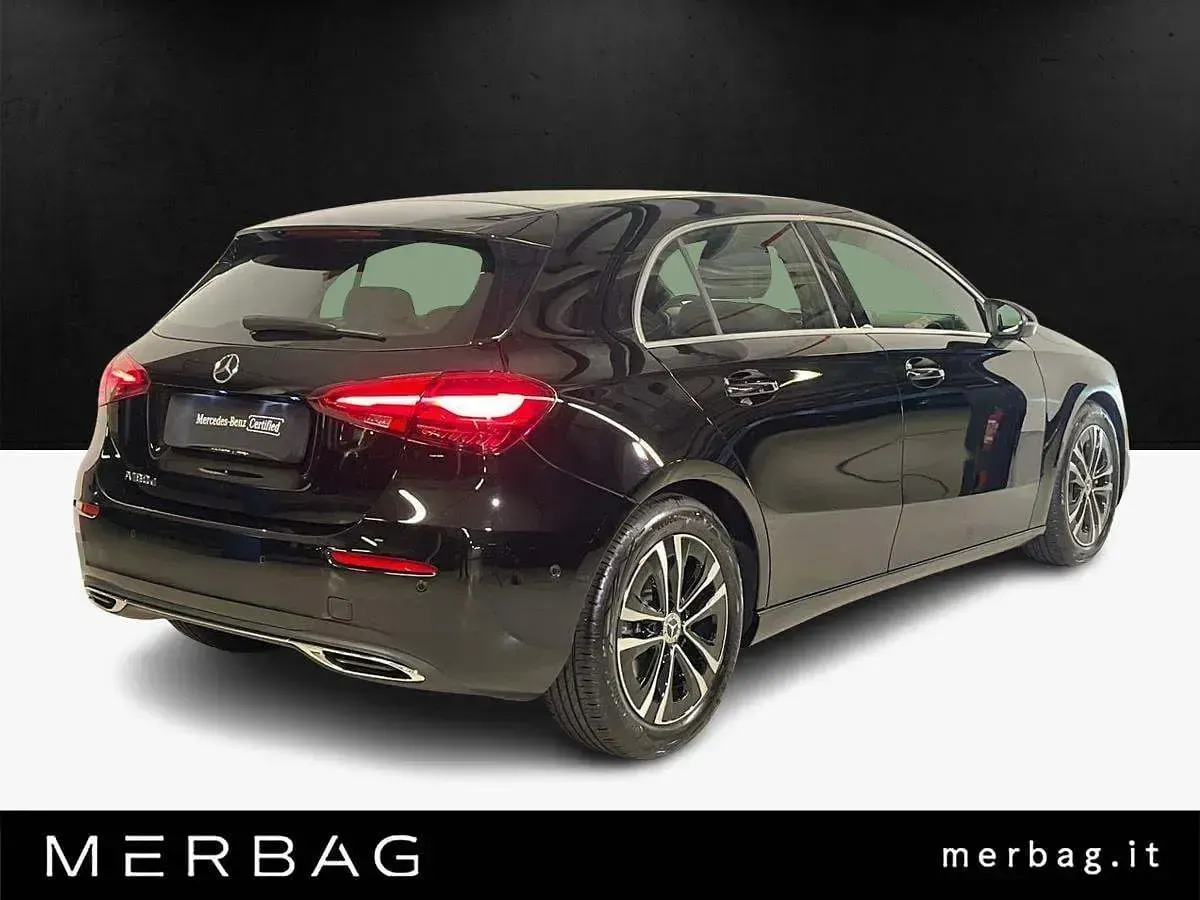 Nuova Mercedes A180 Progressive 116 CV (85 kW) 2026 Nero Berlina