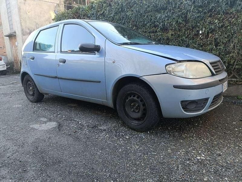 Usata Fiat Punto 60 CV (44 kW) 2005 Berlina