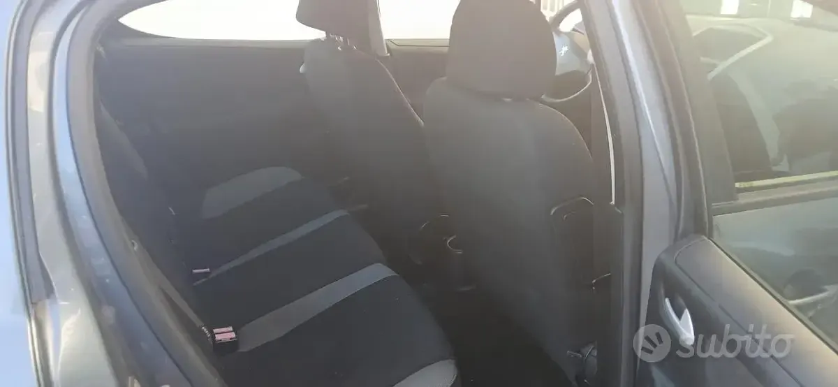 Usata Peugeot 207 2007 Utilitaria