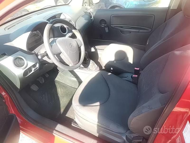 Usata Citroën C2 60 CV (44 kW) 2007 Rosso Utilitaria