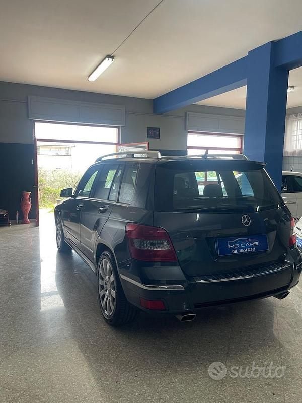 Usata Mercedes GLK200 170 CV (125 kW) 2012 Grigio SUV