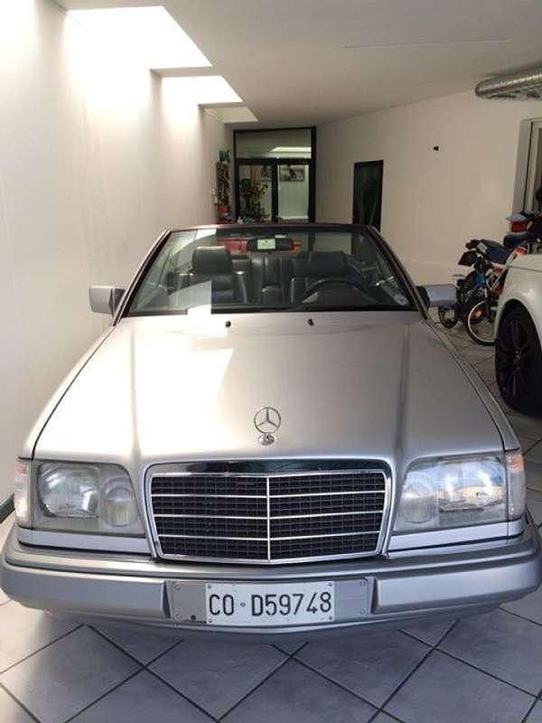 Usata Mercedes E200 136 CV (100 kW) 1994 Cabrio