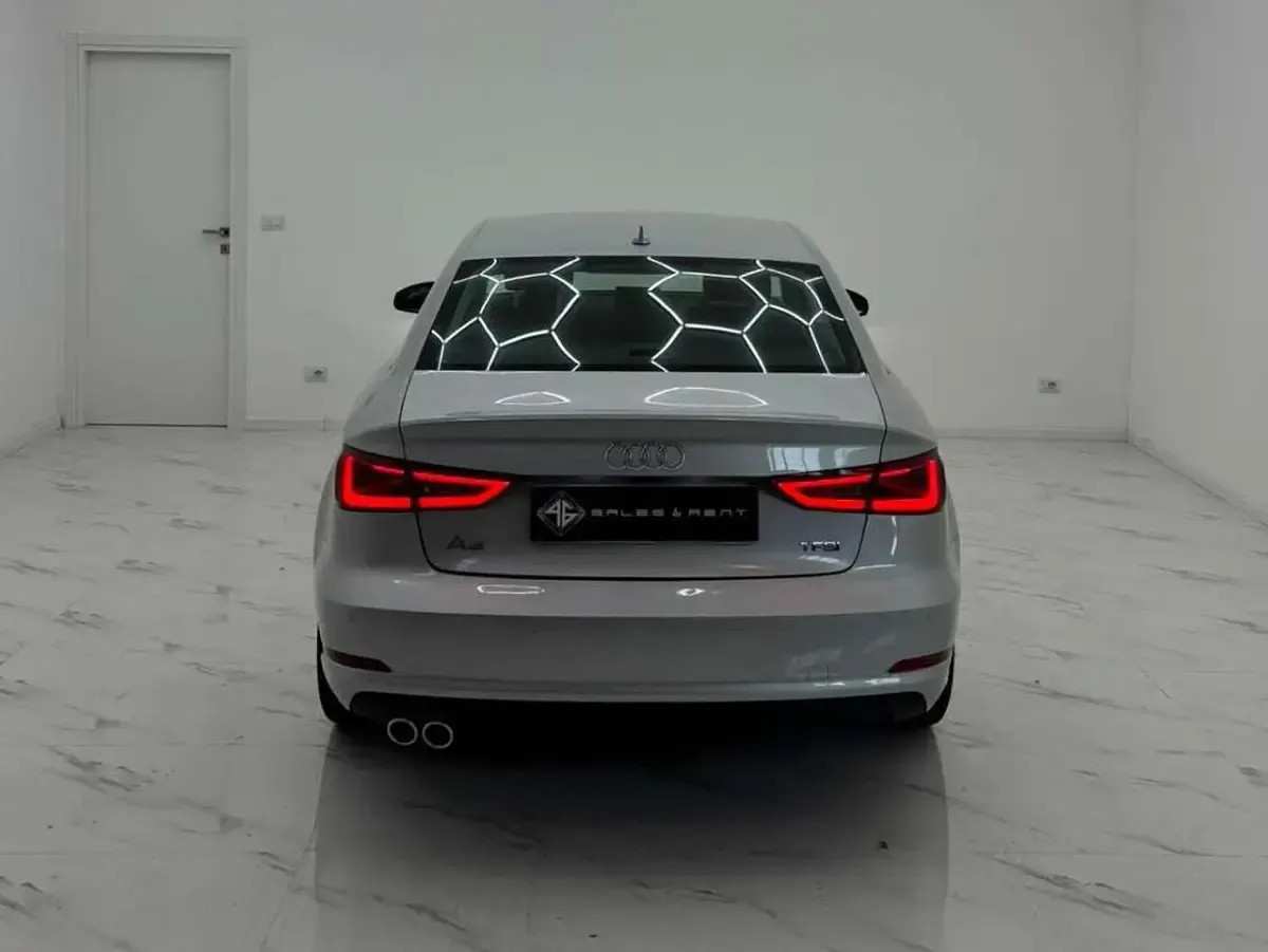 Usata Audi A3 Ambition 179 CV (131 kW) 2013 Argento Berlina