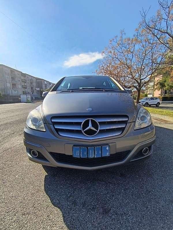 Usata Mercedes B180 Executive 109 CV (80 kW) 2011 Monovolume