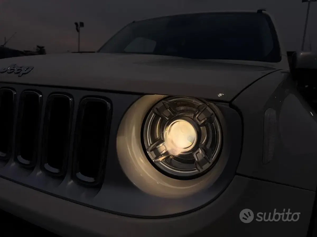 Usata Jeep Renegade Limited 120 CV (88 kW) 2015 Bianco SUV