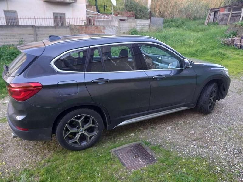Usata BMW X1 150 CV (110 kW) 2019 Grigio SUV