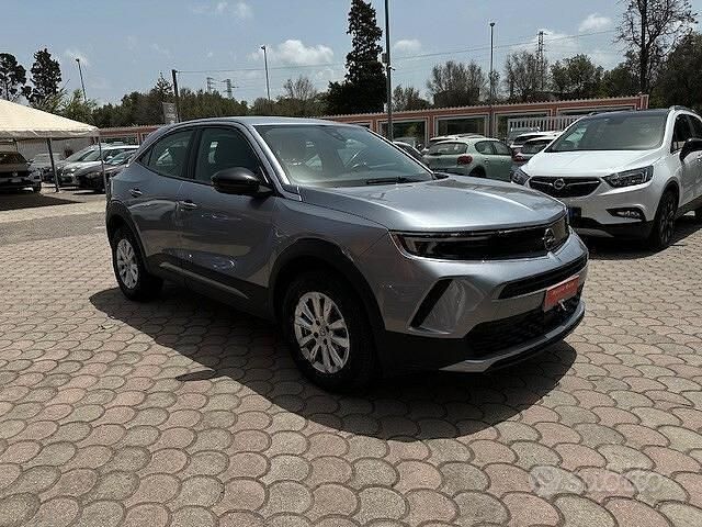 Usata Opel Mokka Edition 110 CV (80 kW) 2021 Grigio SUV