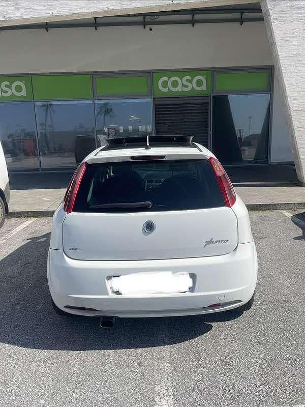 Usata Fiat Grande Punto Sport 90 CV (66 kW) 2008 Bianco Utilitaria