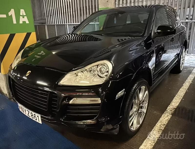 Usata Porsche Cayenne GTS 405 CV (297 kW) 2008 Nero SUV