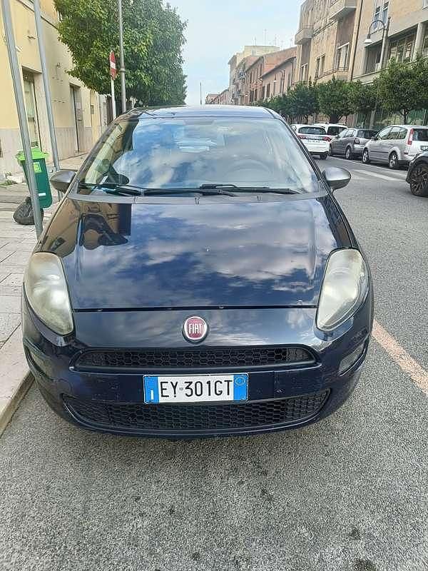 Usata Fiat Grande Punto 77 CV (56 kW) 2014 Blu Utilitaria