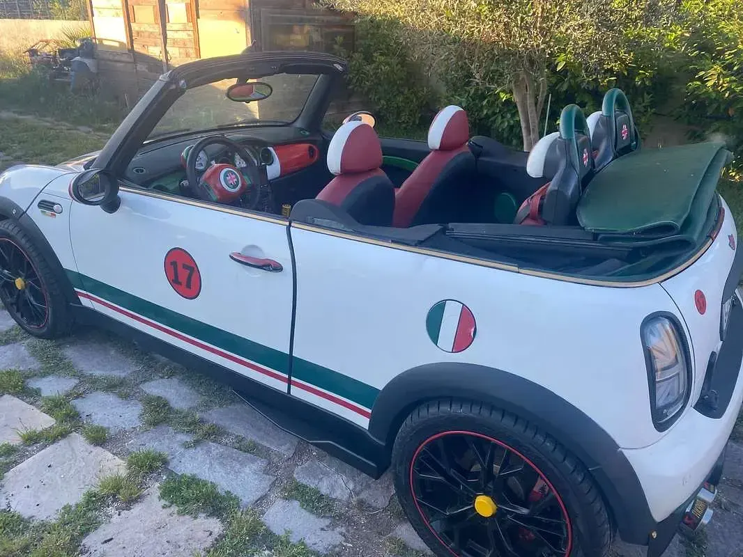 Usata Mini Cooper Cabriolet 116 CV (85 kW) 2005 Bianco Cabrio