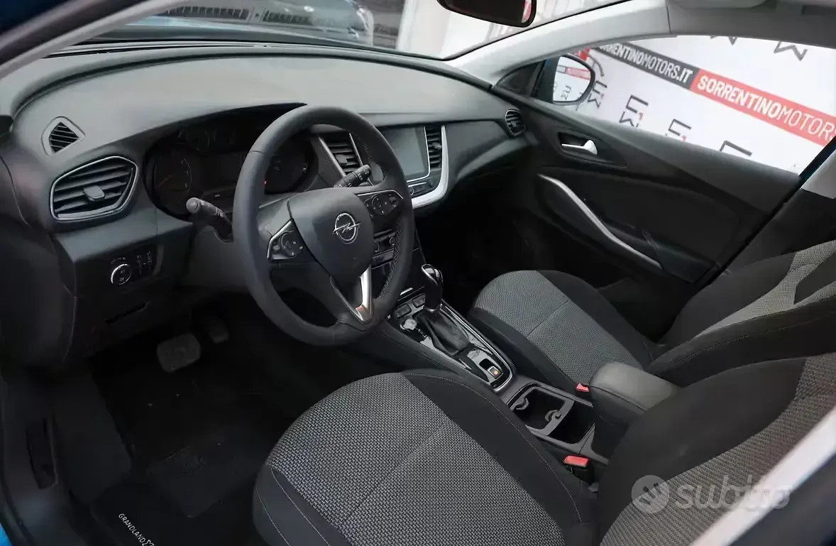 Usata Opel Grandland X 131 CV (96 kW) 2019 Bluazzurro SUV