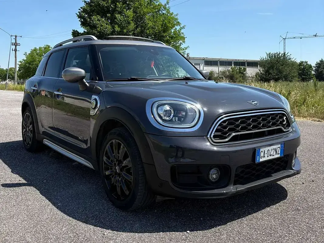 Usata Mini Cooper S Countryman Hype 136 CV (100 kW) 2020 Grigio SUV