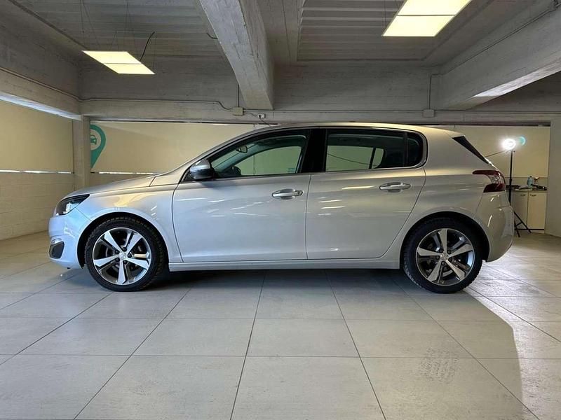 Usata Peugeot 308 Allure 116 CV (85 kW) 2014 Grigio Utilitaria