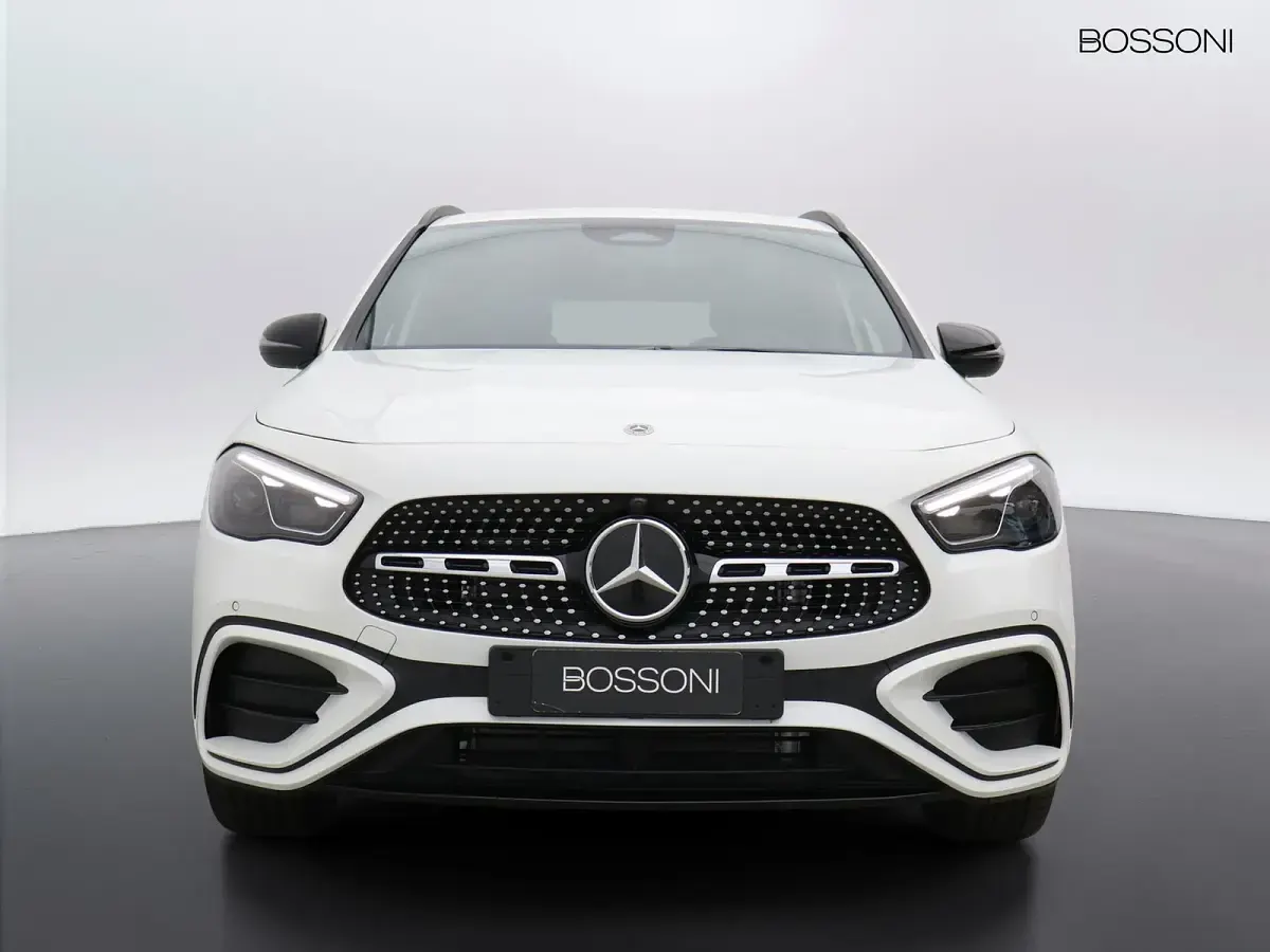 Nuova Mercedes GLA200 AMG line 150 CV (110 kW) 2026 Bianco SUV