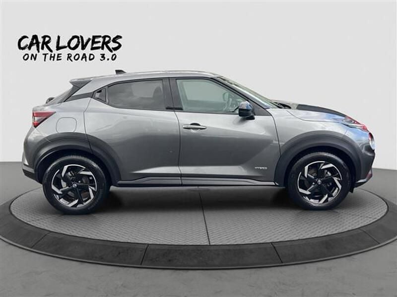 Usata Nissan Juke N-Connecta 143 CV (105 kW) 2022 Grigio scuro SUV