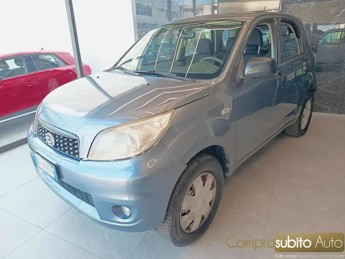Usata Daihatsu Terios 105 CV (77 kW) 2010 Nero SUV