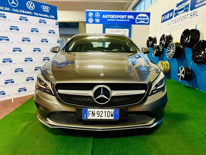 Usata Mercedes CLA220 177 CV (130 kW) 2017 Argento Berlina