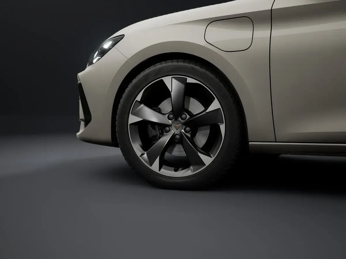 Nuova Cupra Leon 204 CV (150 kW) 2026 Taiga grey Berlina