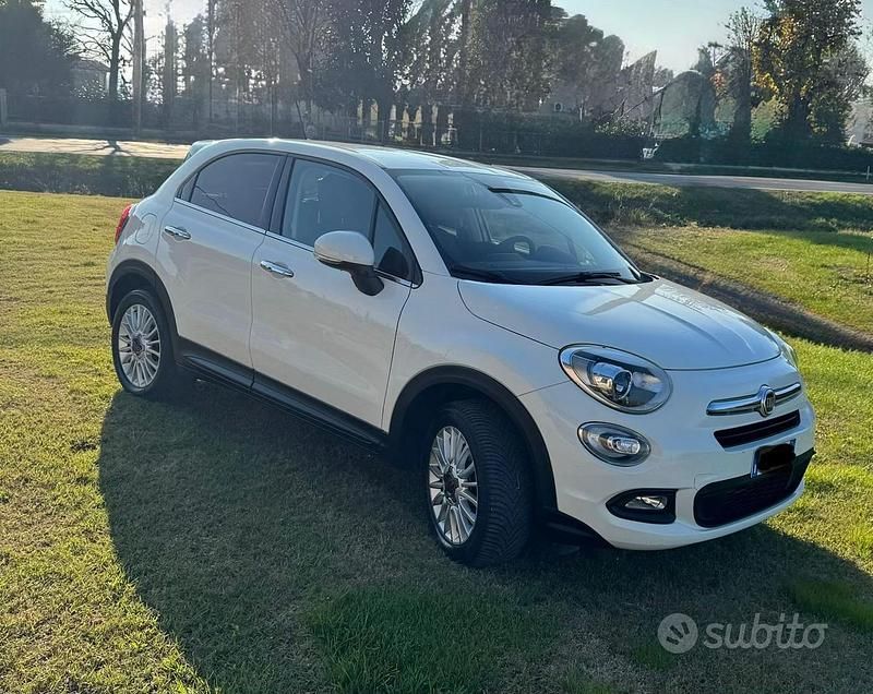 Bianco Usata 2017 Fiat 500X Lounge SUV | 13.500 € (Buon prezzo) - Immagine 1/4