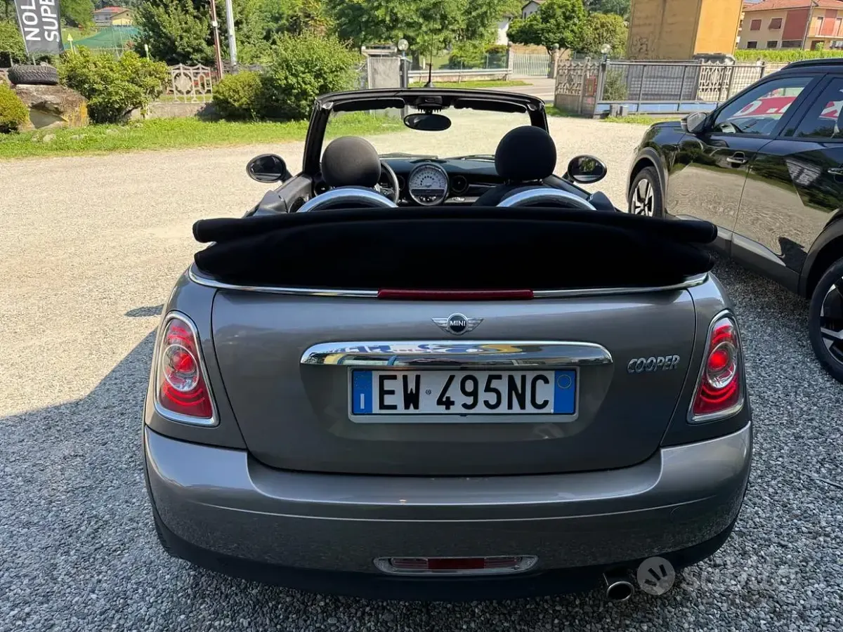Usata Mini Cooper Roadster 122 CV (89 kW) 2014 Grigio Cabrio