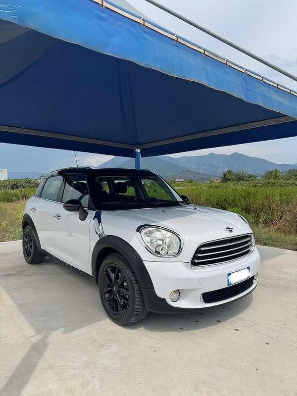 Bianco Usata 2012 Mini Cooper D Countryman SUV | 5200 € (Super prezzo) - Immagine 1/4