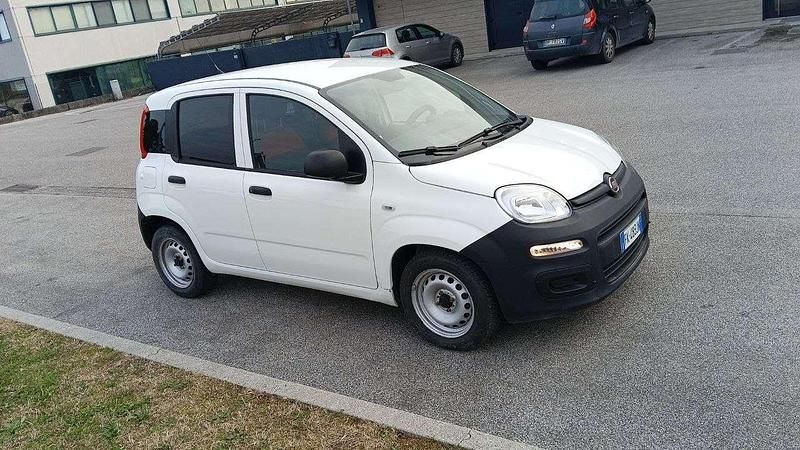 Usata Fiat Panda 80 CV (58 kW) 2017 Bianco Utilitaria