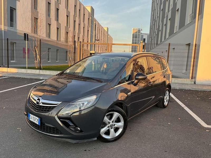 Usata 2015 Opel Zafira Tourer Cosmo Monovolume | 5700 € (Ottimo prezzo) - Immagine 1/4