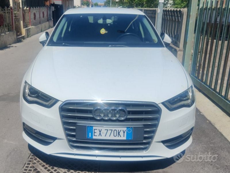 Bianco Usata 2014 Audi A3 Ambition Tre volumi | 9500 € (Super prezzo) - Immagine 1/4