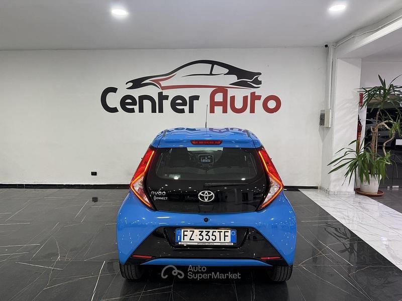 Usata Toyota Aygo X-wave 72 CV (52 kW) 2019 Other Utilitaria